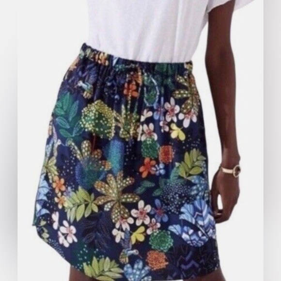 LOFT Floral pull-on skirt NWT size small - Picture 2 of 6